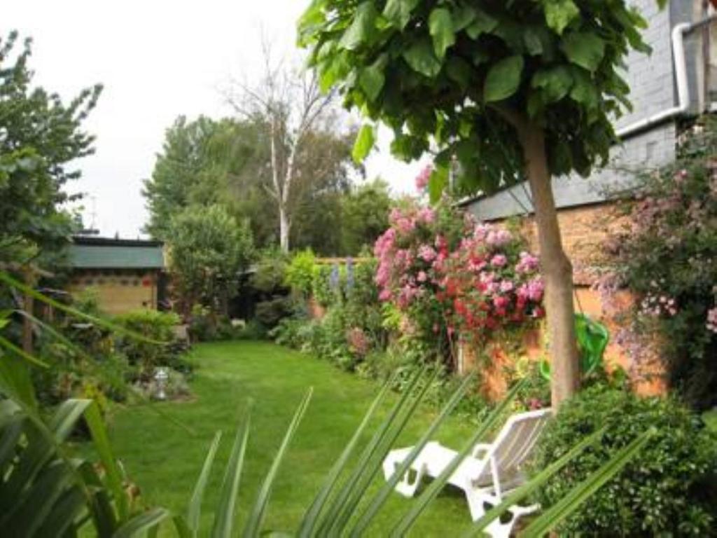 Chambre D'Hotes Rue Des Fougeres Bed & Breakfast Louviers Exterior photo